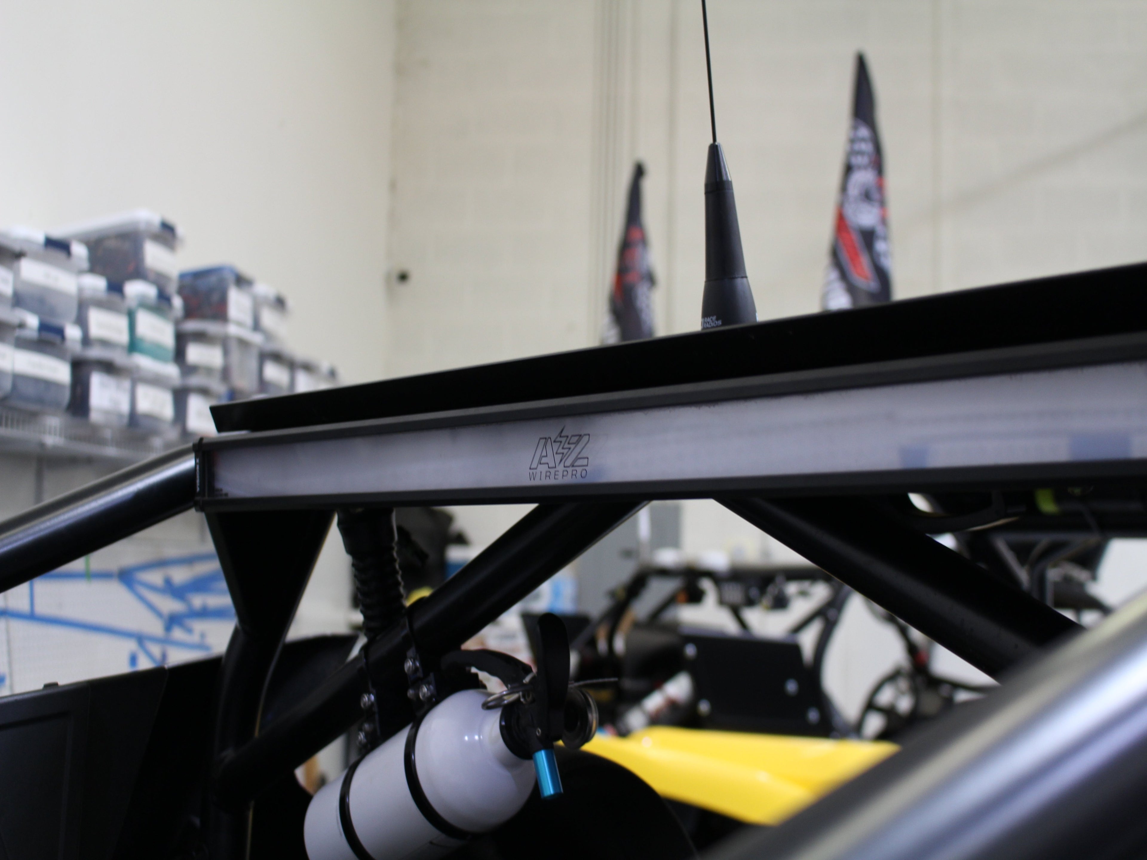 35'' AZ Wire Pro XPL Chaser Bar ( With Turn Signal Input )